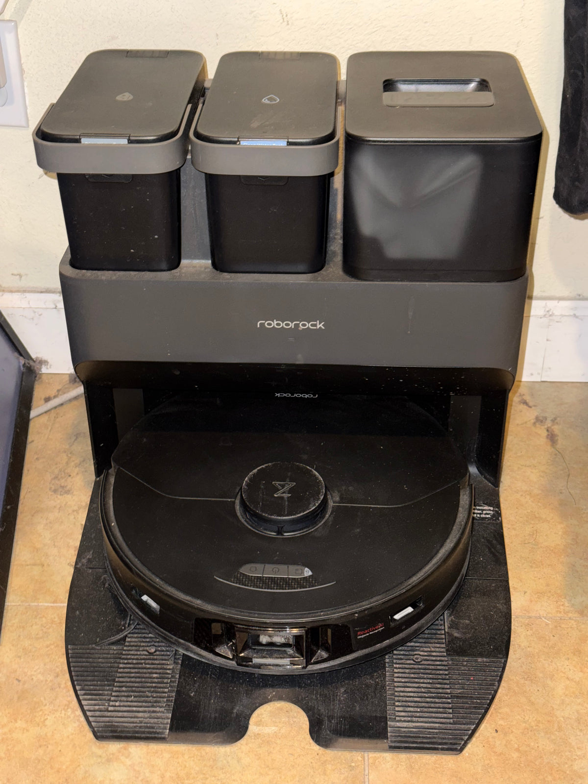 Roborock Vacuum & Mop with Base