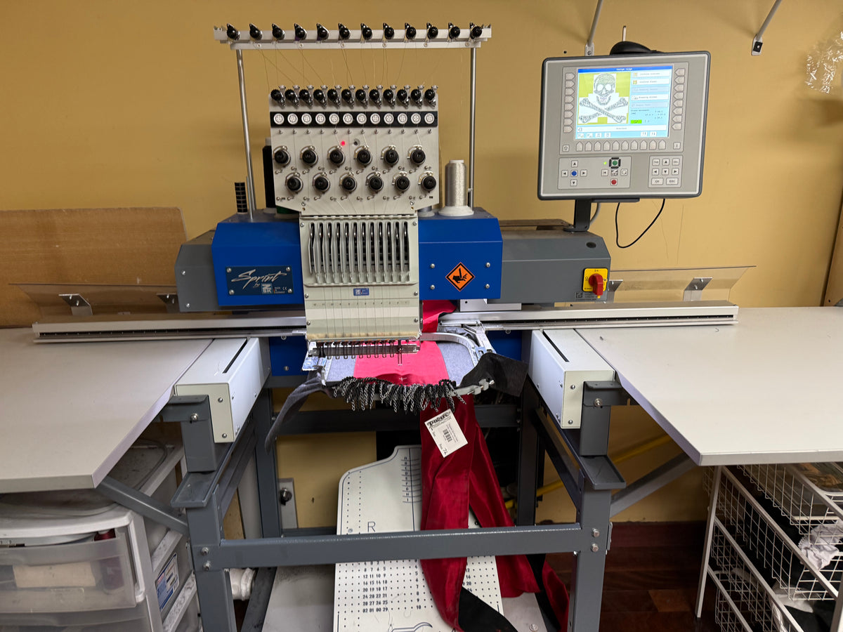 ZSK Sprint 7LX Embroidery Machine & accessories